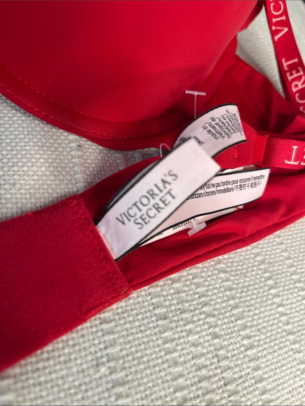 Victoria's Secret Red Padded Underwire Bra with Adjustable Straps, NWT size 38B - Picture 9 of 13
